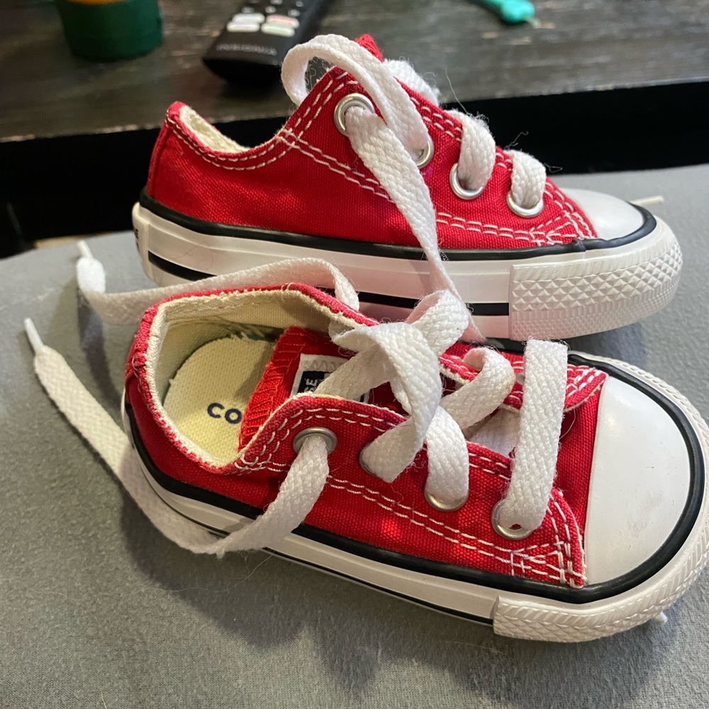 Red Converse